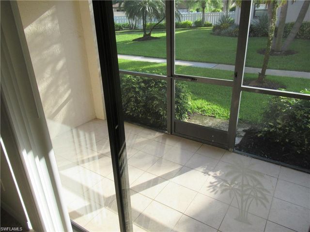 10041 Maddox LN 102, Bonita Springs, FL 34135