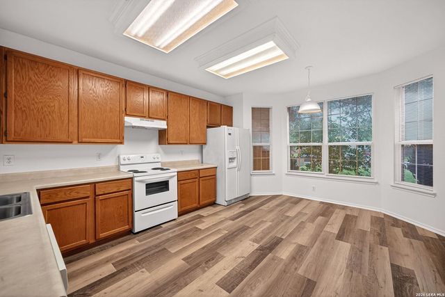 229 SPICE OAK LN, Cibolo, TX 78108