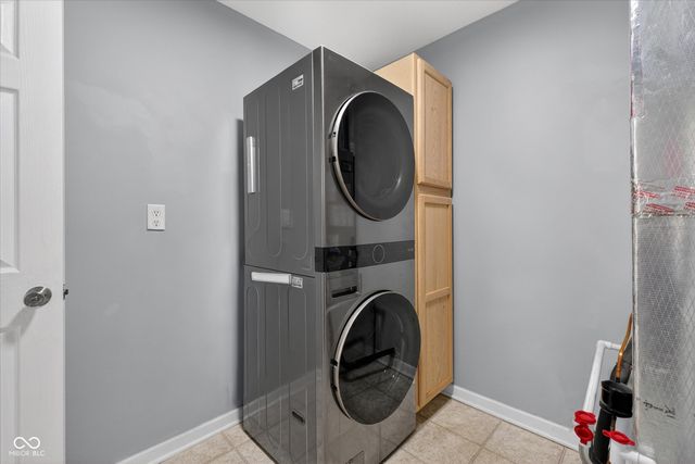 11165 Funny Cide Drive, Noblesville, IN 46060