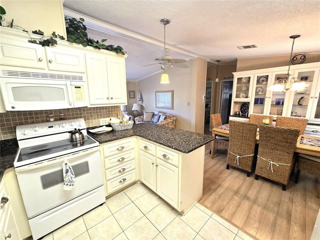 8503 PRINCESS COURT, Palmetto, FL 34221