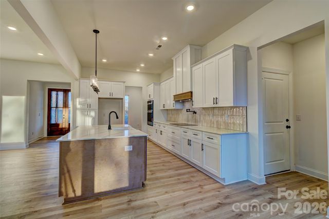 318 Harbor View Drive 45, Cherryville, NC 28021