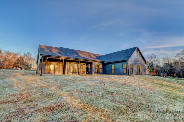 318 Harbor View Drive 45, Cherryville, NC 28021