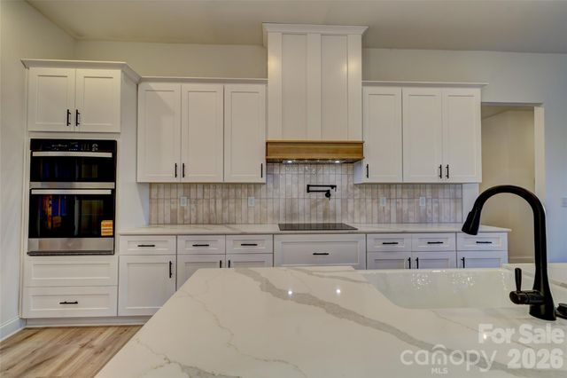 318 Harbor View Drive 45, Cherryville, NC 28021