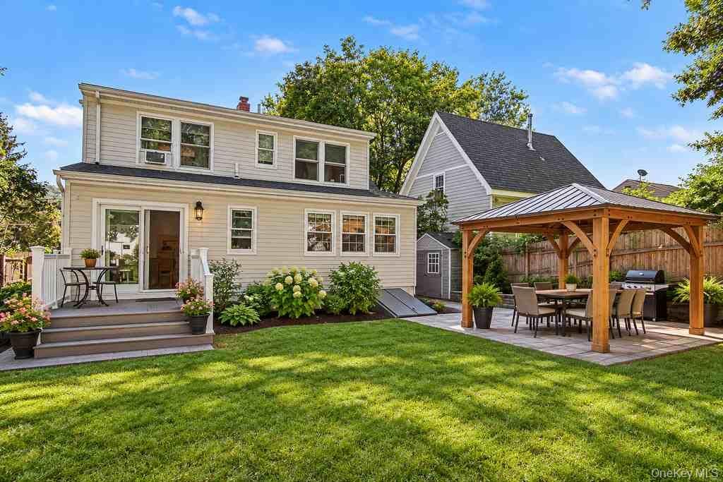 8 Curry Road, Hastings-on-hudson, NY 10706 — photo 3