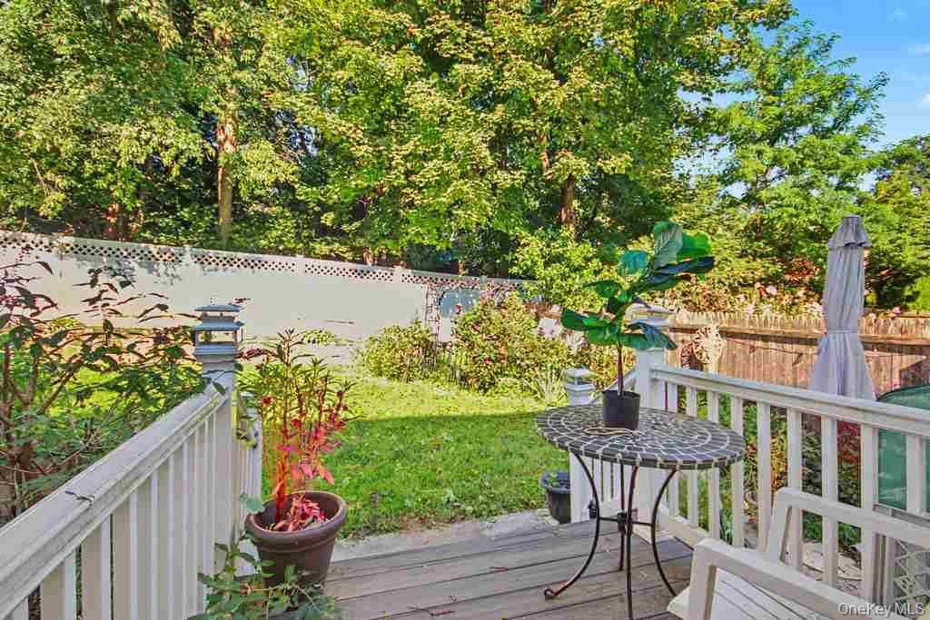 8 Curry Road, Hastings-on-hudson, NY 10706 — photo 4