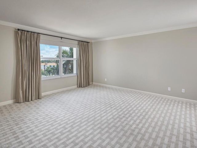 3003 Gulf Shore BLVD N 604, Naples, FL 34103