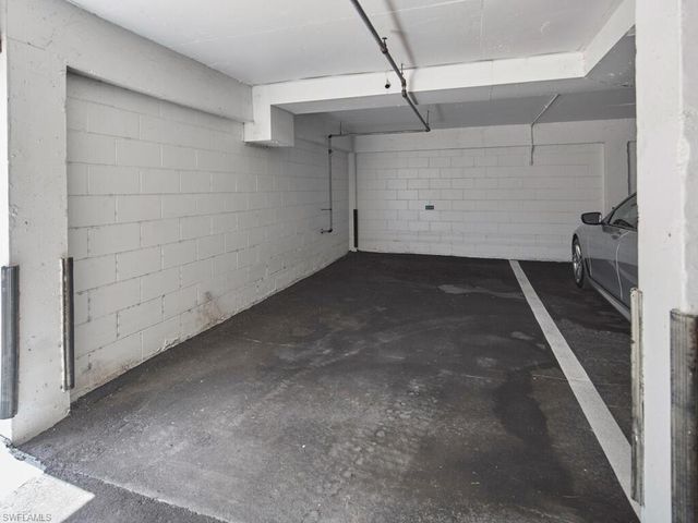 3003 Gulf Shore BLVD N 604, Naples, FL 34103