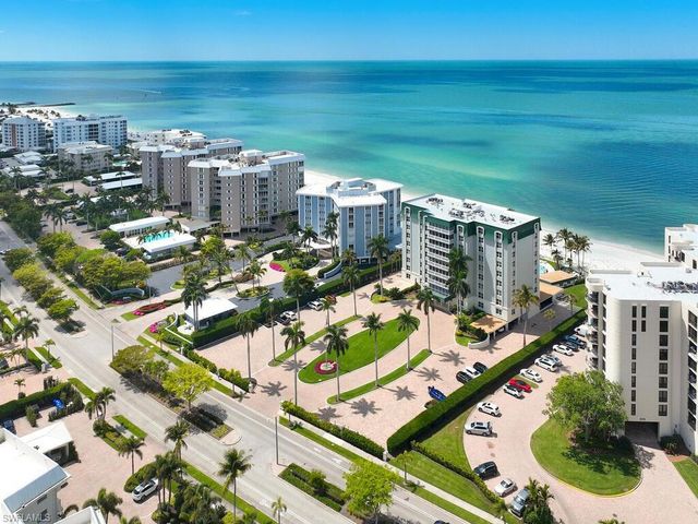 3003 Gulf Shore BLVD N 604, Naples, FL 34103