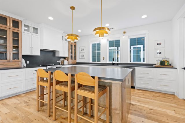 315 E Freeport Street, Broken Arrow, OK 74012