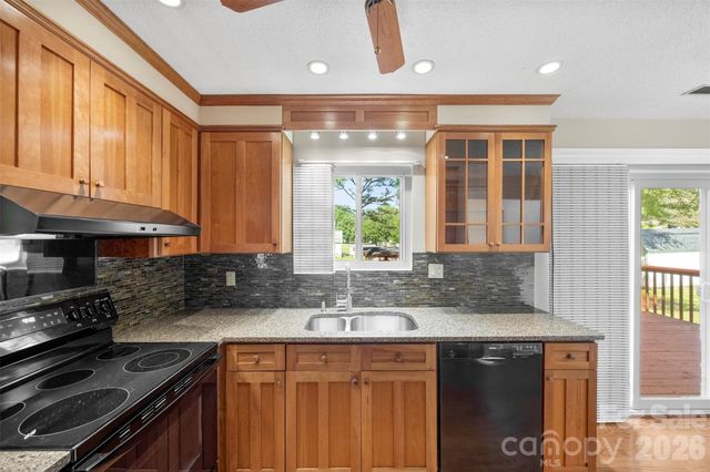 2606 Saddlewood Circle SW, Concord, NC 28027