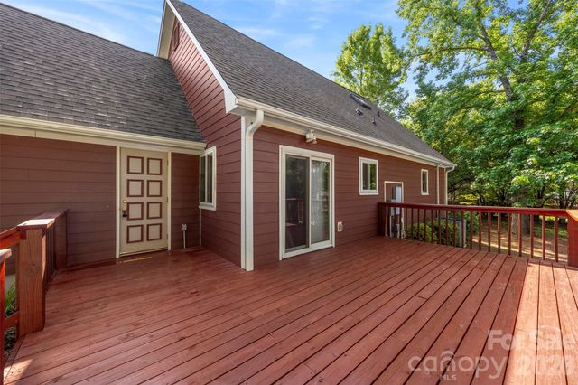 2606 Saddlewood Circle SW, Concord, NC 28027