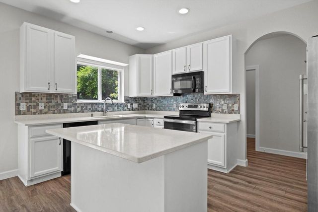 8315 66th STREET, Kenosha, WI 53142