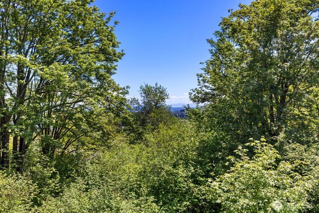 6726 35th Place S, Seattle, WA 98118