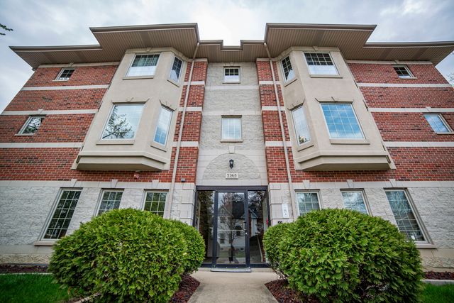 5368 W 96th Street 2S, Oak Lawn, IL 60453