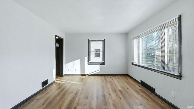 3530 Robinwood Drive, Fort Wayne, IN 46806