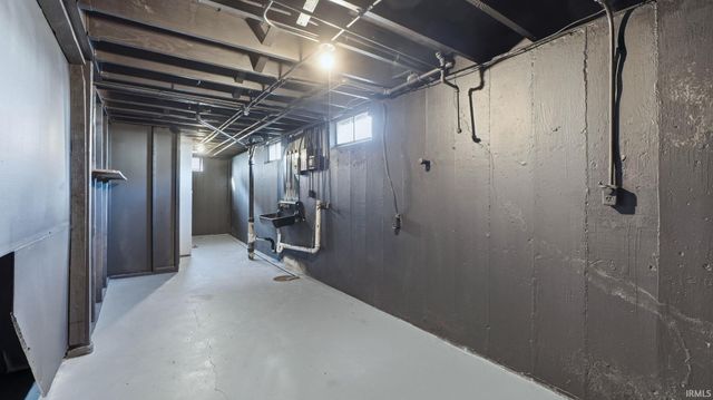 3530 Robinwood Drive, Fort Wayne, IN 46806