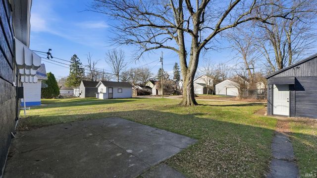 3530 Robinwood Drive, Fort Wayne, IN 46806