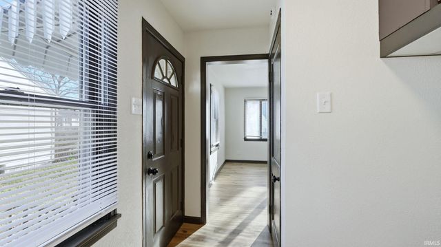 3530 Robinwood Drive, Fort Wayne, IN 46806