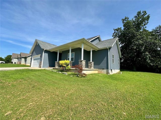 1005 E Donna Drive, Poplar Bluff, MO 63901