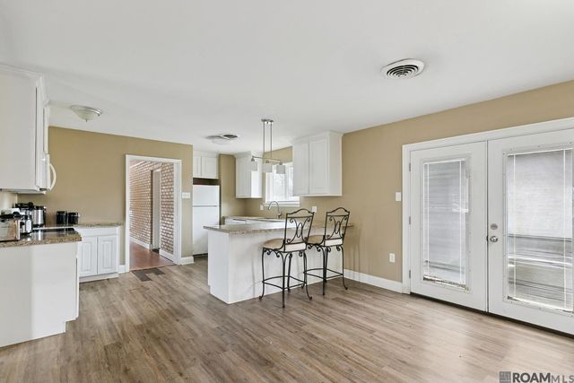 5717 Larchwood Dr, Baton Rouge, LA 70812