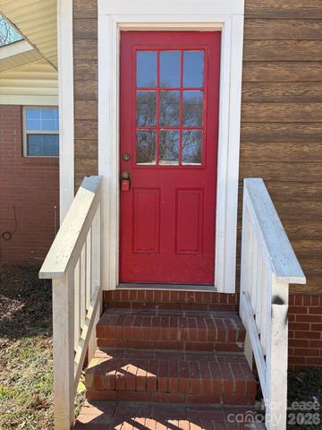 1103 Auten Road, Charlotte, NC 28216