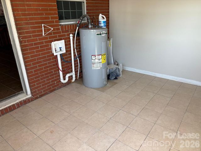 1103 Auten Road, Charlotte, NC 28216