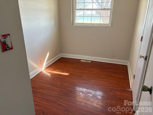 1103 Auten Road, Charlotte, NC 28216