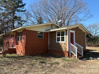 1103 Auten Road, Charlotte, NC 28216