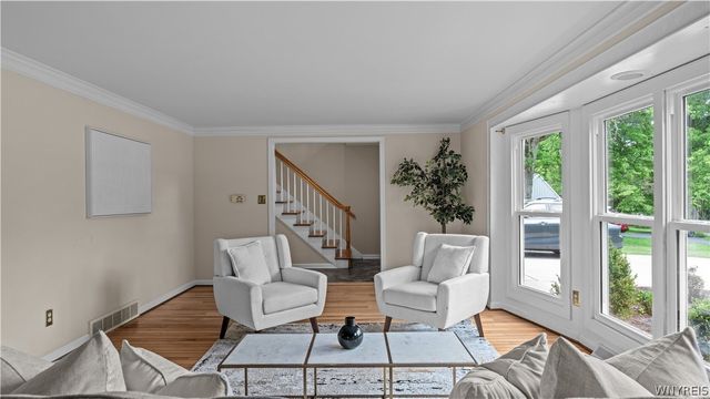 6 Stonehenge Court, Orchard Park, NY 14127