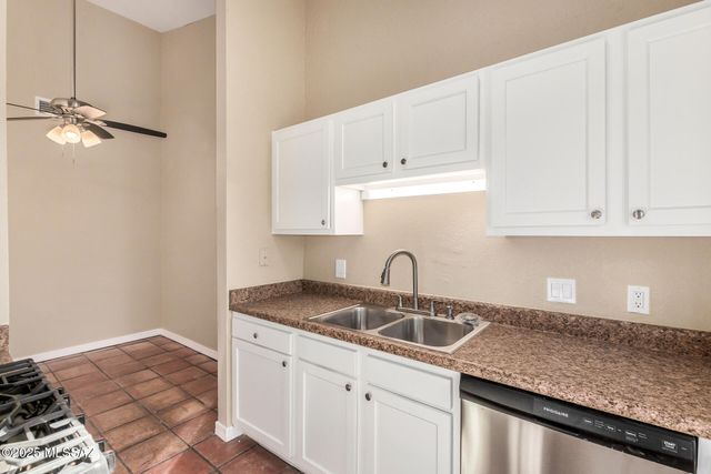 820 S Langley Ave Unit 205, Tucson, AZ 85710