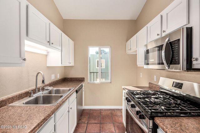 820 S Langley Ave Unit 205, Tucson, AZ 85710