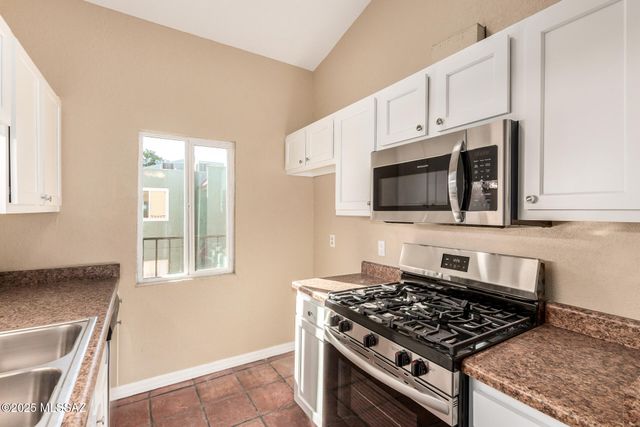 820 S Langley Ave Unit 205, Tucson, AZ 85710