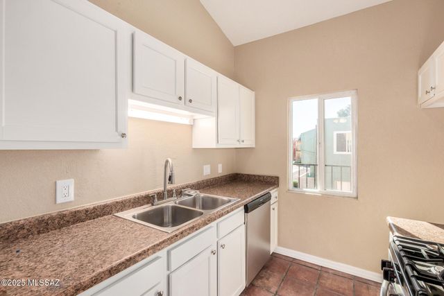 820 S Langley Ave Unit 205, Tucson, AZ 85710