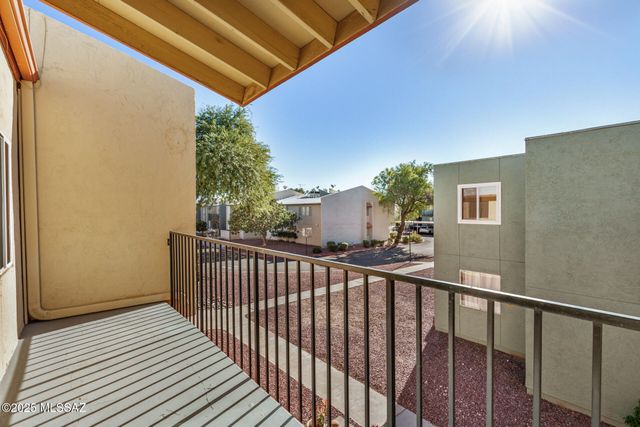 820 S Langley Ave Unit 205, Tucson, AZ 85710