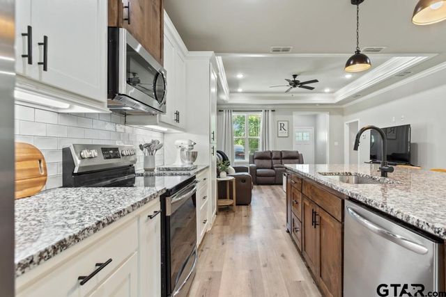 1004 W 32nd, Tyler, TX 75702