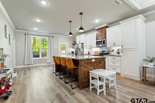 1004 W 32nd, Tyler, TX 75702