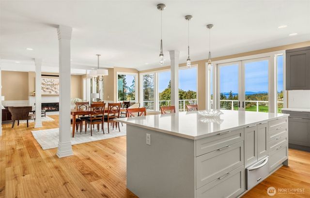 221 Baker View Lane, Camano Island, WA 98282