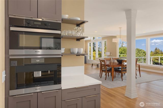 221 Baker View Lane, Camano Island, WA 98282
