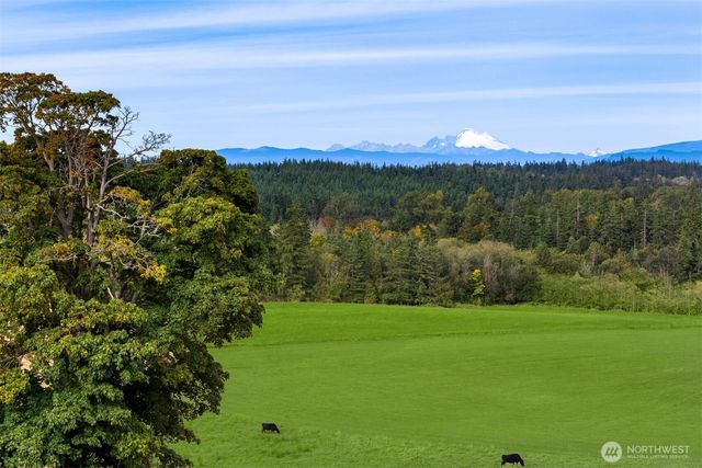 221 Baker View Lane, Camano Island, WA 98282