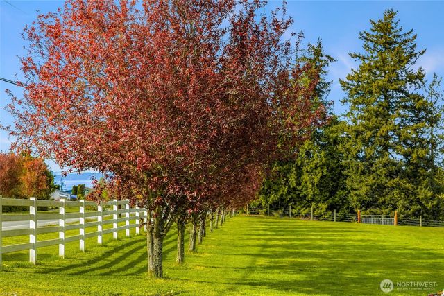 221 Baker View Lane, Camano Island, WA 98282