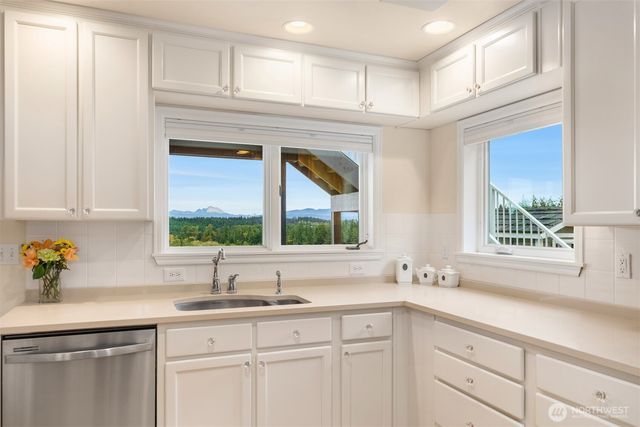 221 Baker View Lane, Camano Island, WA 98282