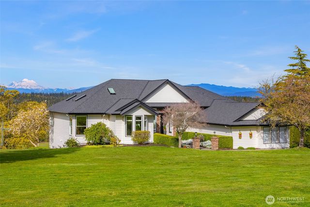 221 Baker View Lane, Camano Island, WA 98282