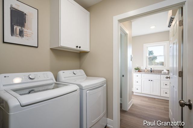 5600 Wing Avenue SE, Grand Rapids, MI 49512