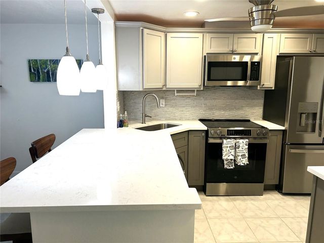 4211 STRATFORD DRIVE 4211, New Port Richey, FL 34652