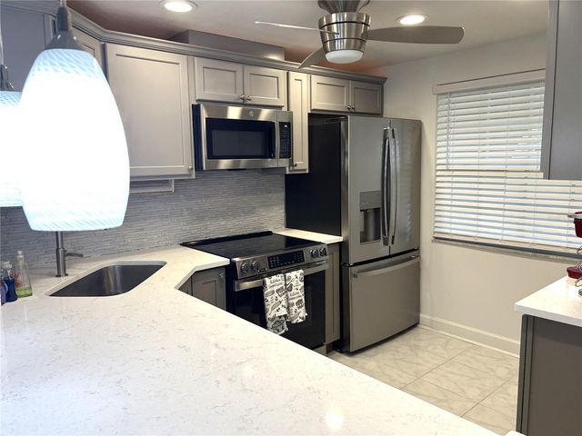 4211 STRATFORD DRIVE 4211, New Port Richey, FL 34652