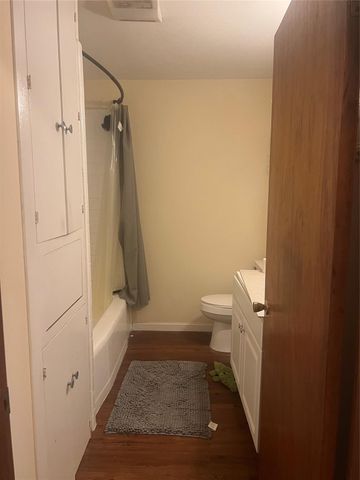 9021 Lomax Street, Houston, TX 77093