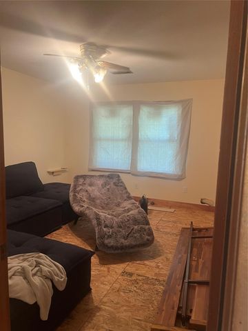 9021 Lomax Street, Houston, TX 77093