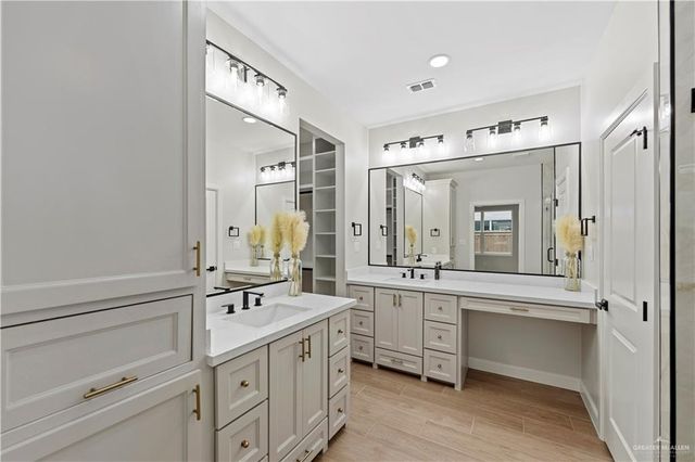 1015 Azalea Street, Mission, TX 78573