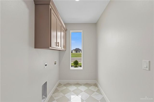 1015 Azalea Street, Mission, TX 78573