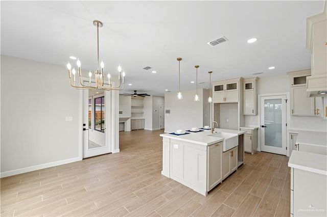 1015 Azalea Street, Mission, TX 78573
